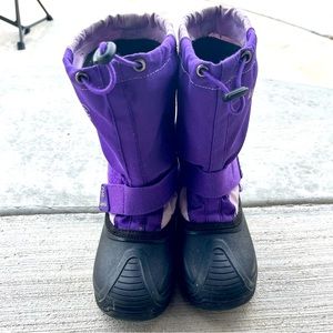 Kids Kamik snow boots size 1